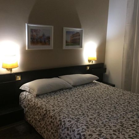 La Dolce Vita Rome Ciampino Bagian luar foto